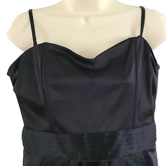 H&M Women's Black Satin Fit & Flare Dress with Pockets – Size 12 EUC - Picture 3 of 6
